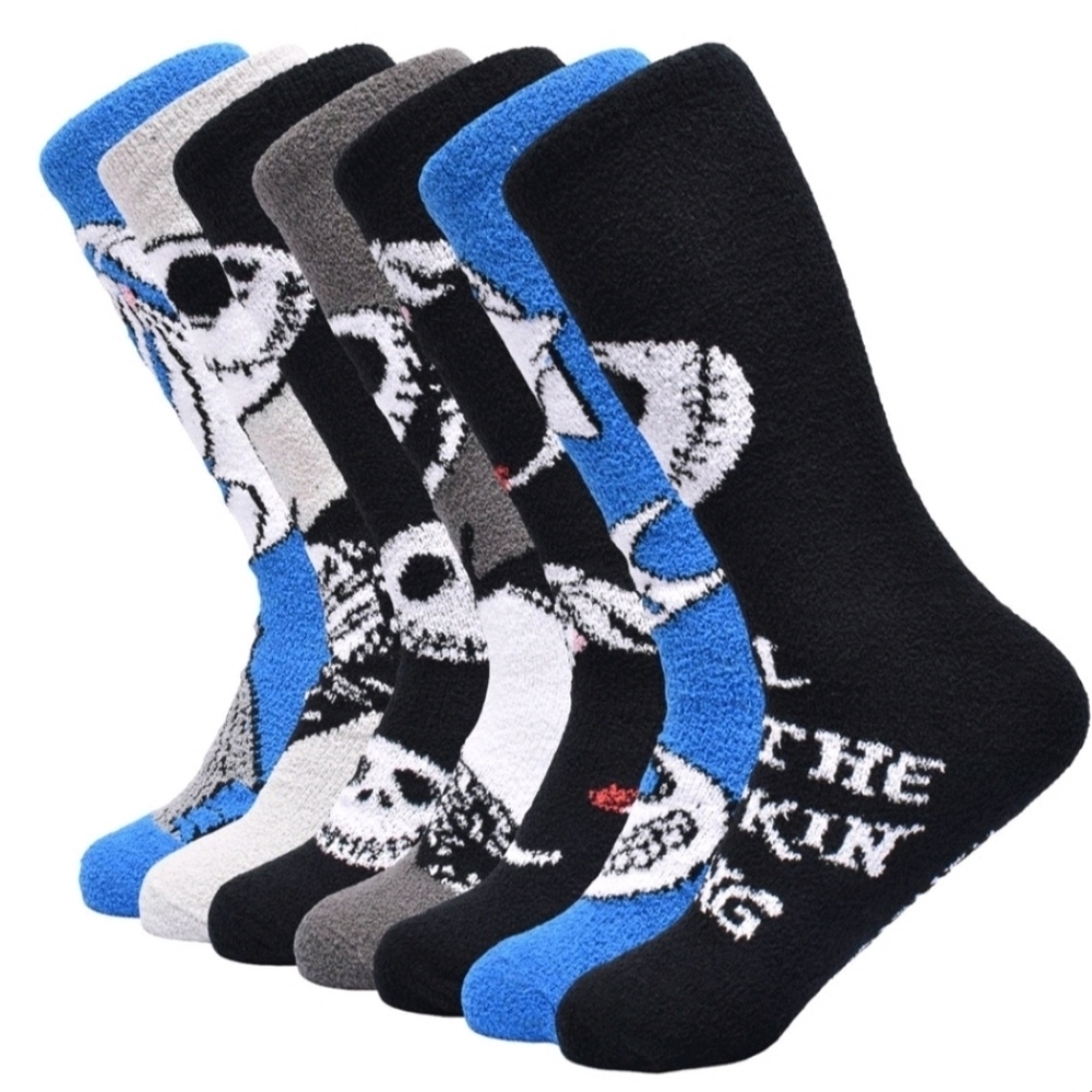 NWT Men's The Nightmare Before Christmas 7 Days of Cozy Crew Socks, size 6 - 12